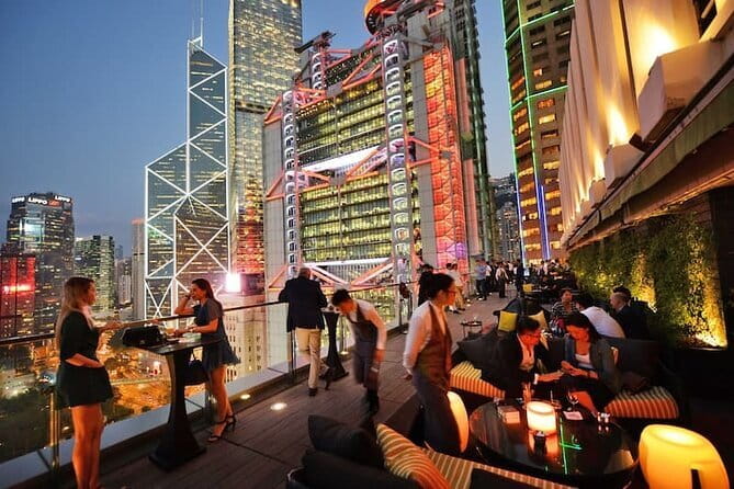 Hong Kong Half-Day Private Walking Tour with a Local Guide - Kowloon Park as your reset button