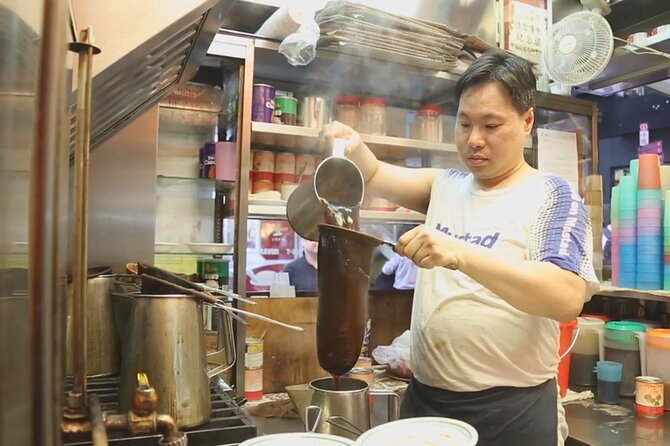 Hong Kong Half-day Tour + Airport Arrival Pick Up (2022) | 100+ booked - Cat Street Market: Antiques, Gifts, and Browsing Without Pressure
