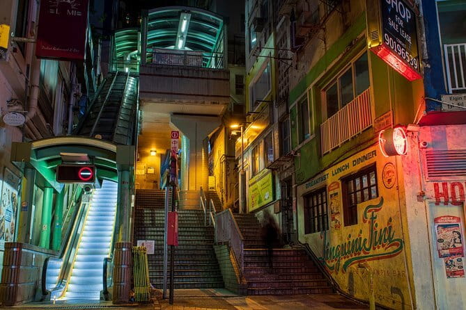 Hong Kong Photography Masterclass - Private Photography Lesson - Where you start: Tsim Sha Tsui and a tripod in your future