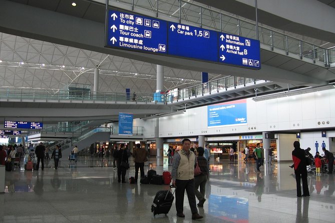 Hong Kong Private Arrival Transfer Driver Meet and Greet: Airport to Hotel - Meeting the Driver at HKIA: Arrival Hall A and the Belt 7 Exit