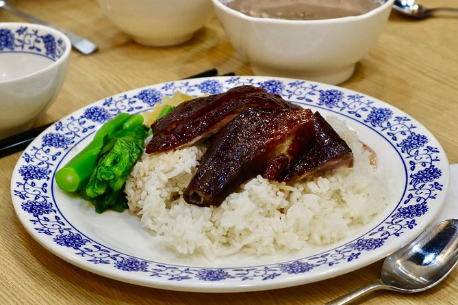 Hong Kong's Tin Hau Hidden Eats Food Tour with 7+ Local Tastings - Education and Public Institutions: Queen’s College and the Big Library
