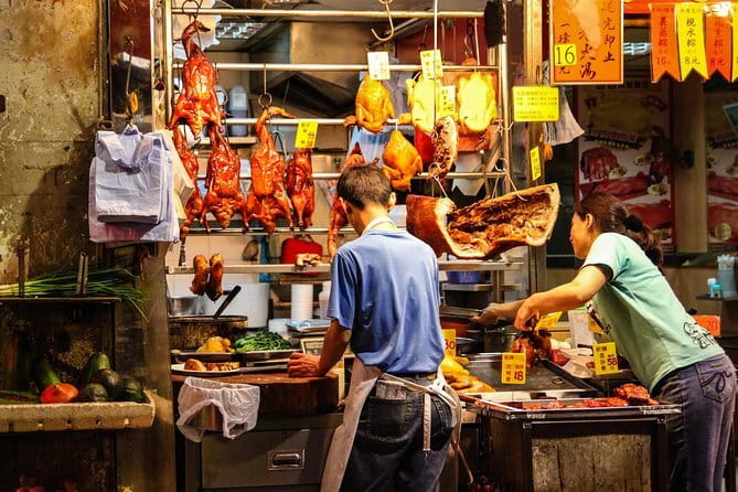 Hong Kong Victoria Harbour Sightseeing Cruise Tickets - Small-group feel, and why it matters on a crowded night
