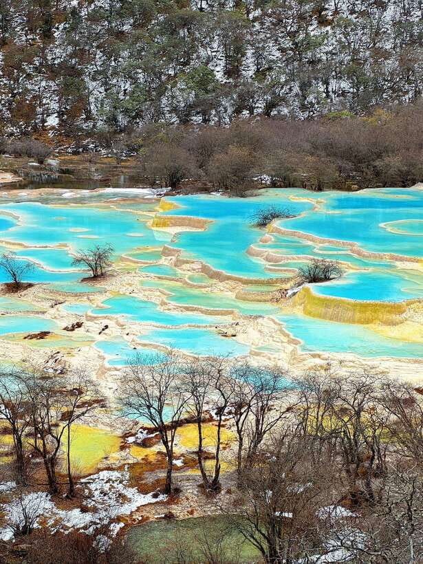 Huanglong Scenic Area: Explore Stunning Five-Colored Ponds - Where Huanglong Fits in a Sichuan Trip