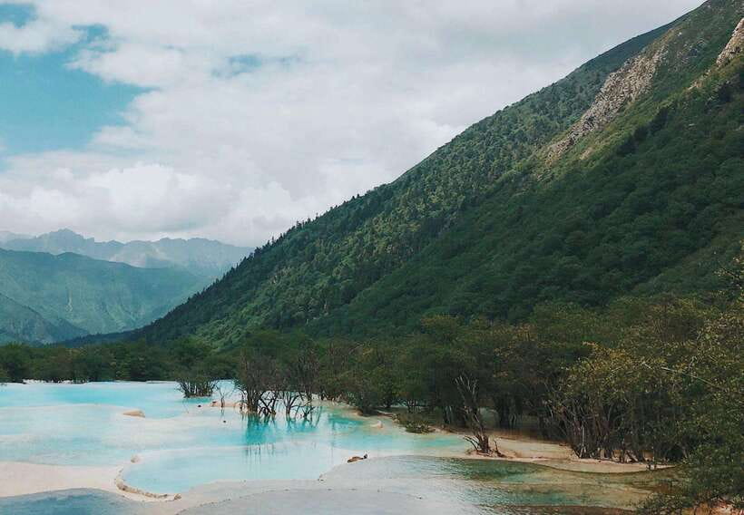 Huanglong Scenic Area: Explore Stunning Five-Colored Ponds - What’s Included in Your Ticket, and What You Control