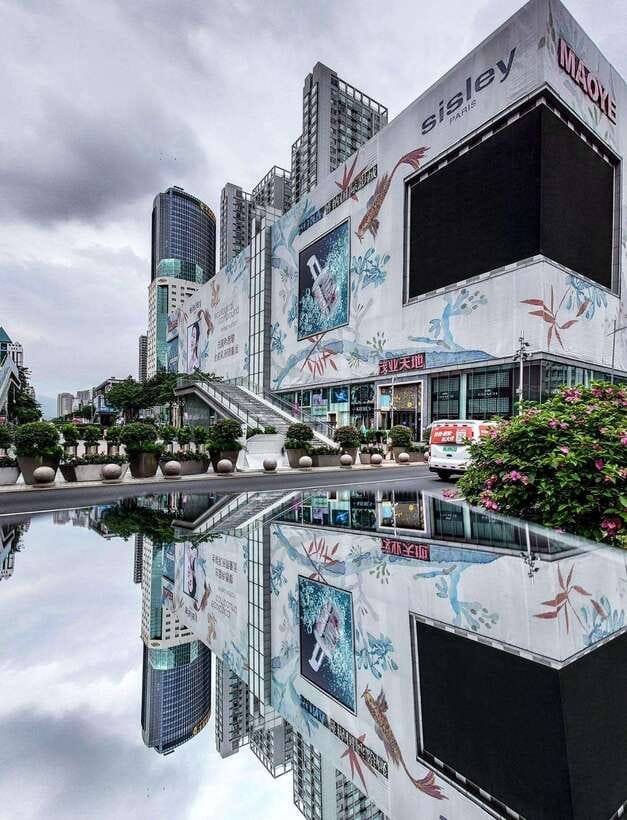 Huaqiangbei Insider Tour: Explore Shenzhen’s Tech Wonderland - Snacks in Local Spots: A Needed Reset Between Tech Stops