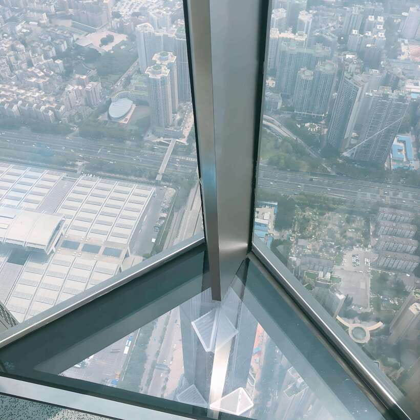 Iconic Shenzhen Skyscraper - Ping An Finance Center - Your one-day flow: meeting point to deck time