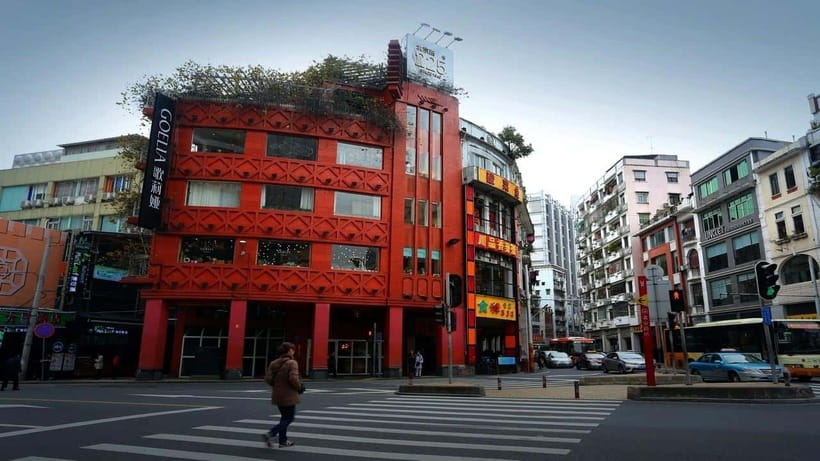 "Impressions of Guangzhou" Cultural Double-Decker Bus - Where You Start: Huaxia Hotel and the Easy Return Trip