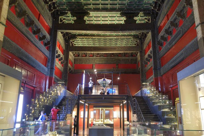 In-depth Forbidden City tour with Royal Icehouse Lunch - Private guide value: how it changes what you notice