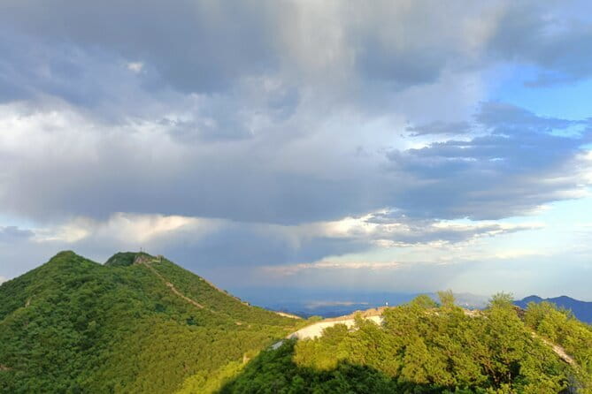 Jiankou Great Wall private guided day tour in English - Jiankou Great Wall near Mutianyu: Why this hike feels different