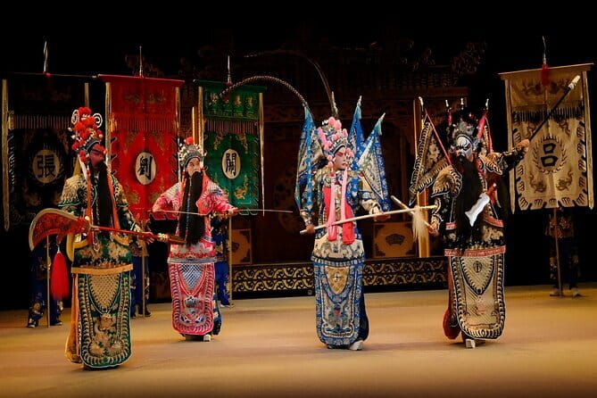 Jinjiang Theater:Eight-Face Changing-Legendary Sichuan Opera - The story you follow: Little Sanqing and the mask he cannot remove