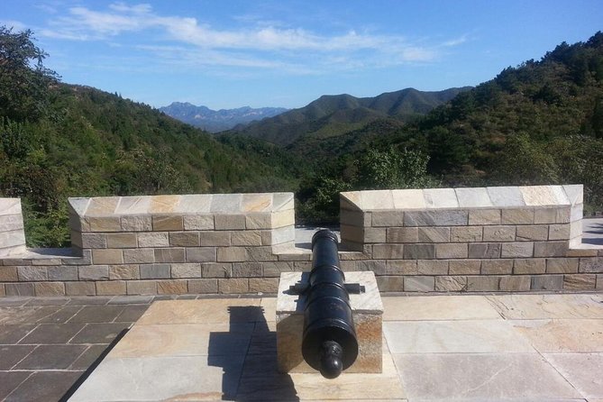 Jinshanling Great Wall Day Trip: Transfer or Guided Service - Who this Jinshanling day trip is best for