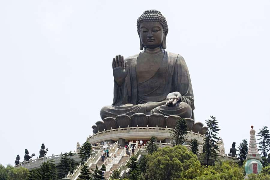 Lantau Island Tour with Crystal Cable Car - Getting to Lantau: how the day actually moves
