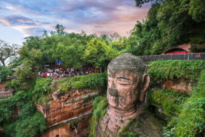 Leshan Giant Buddha & Huanglongxi/Buddha Temple Day Trip
