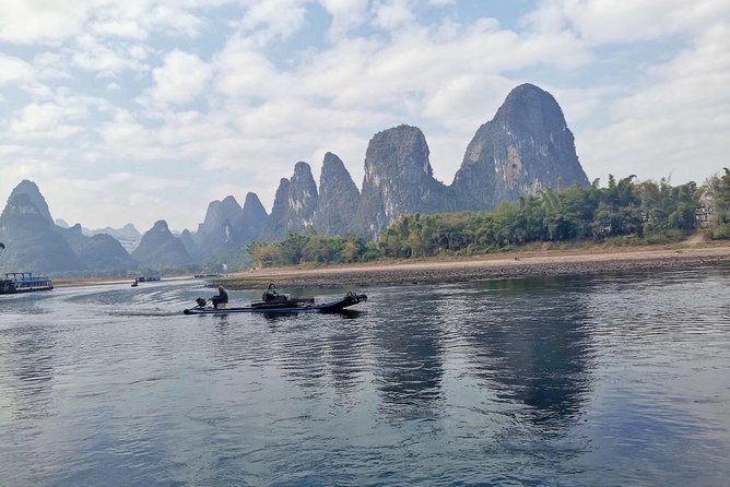 Li River Cruise with bamboo Rafting & Xianggong Hill Private Tour - Xianggong Hill viewpoints: the top-of-the-mountain payoff