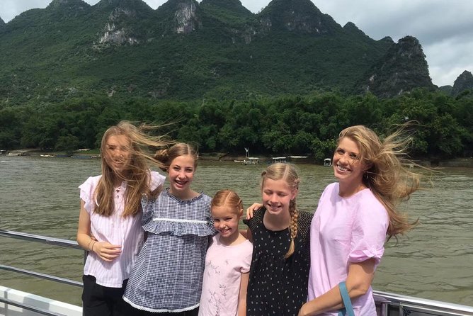 Li River cruise & Yangshuo countryside private day tour - Why the Guilin-to-Yangshuo cruise is such a good day plan