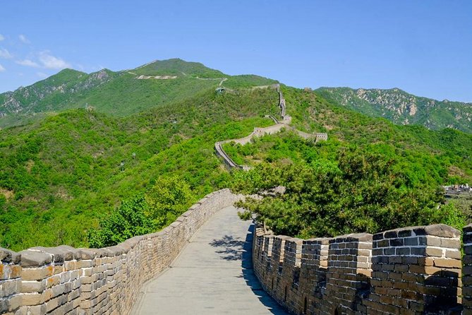 Licensed Private Taxi To MuTianYu Great Wall with Exclusive Gift - How the Driver Helps Without Being a Tour Guide