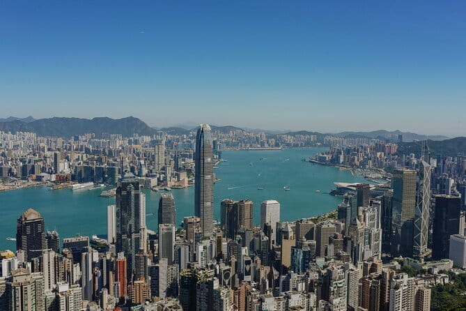 Live Hong Kong Island: Private Tour - Central district: skyscraper angles and the practical side of feng shui