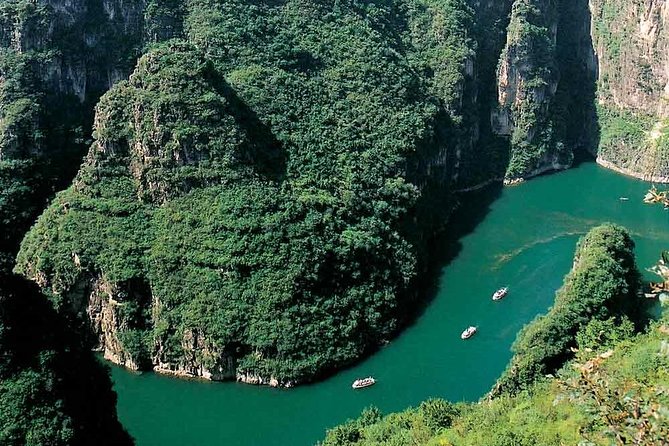 Longqingxia Gorge Cruise and Guyaju Cave Dwellings Private Day Tour - Key Things You Should Know Before You Go