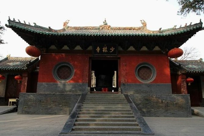 Luoyang Private Day tour to Longmen Grottoes and Shaolin temple - Longmen Grottoes in a tight 3 hours, what you should focus on