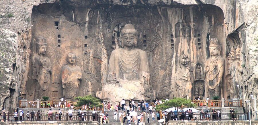 Luoyang Private Day Tour to Shaolin Temple&Longmen Grottoes - Kungfu performance at the theater: the part you will remember later