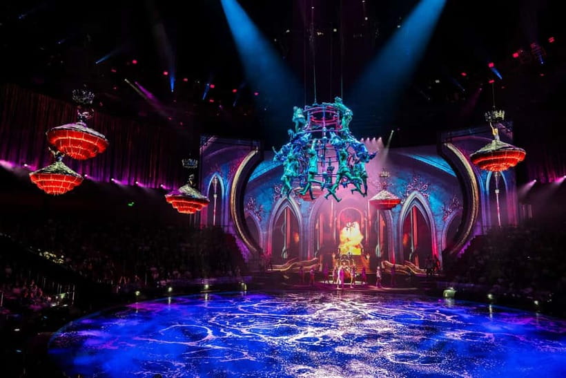 Macau: House of Dancing Water Show Ticket - Dining and Shopping Perks at City of Dreams, How to Actually Use Them