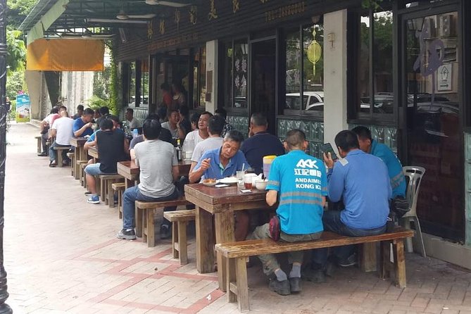 Macau|Private Sightseeing Tour with Local Driver-Guide - How the private Macau ride works, including pickup and vehicle comfort