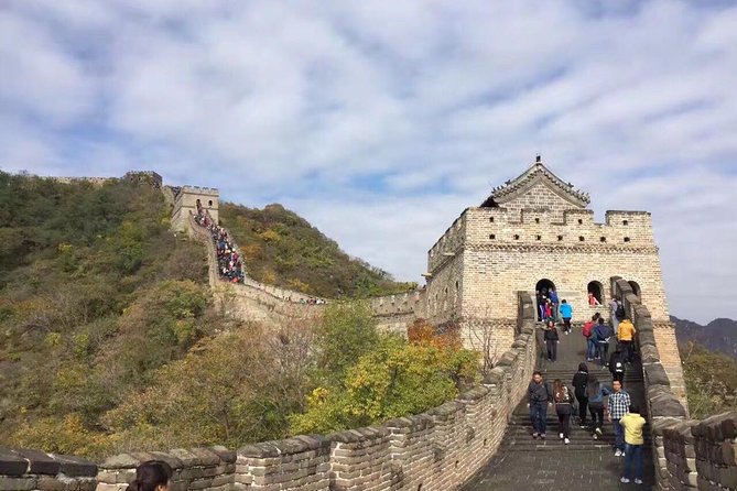 Mutianyu Wall Cable Car/Toboggan Ticket+Transfer&Guide Option - The guided option: when English support is worth it