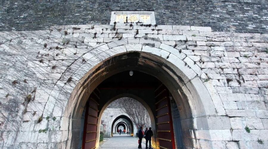 Nanjing:Must-See Attractions in One Day+Customized Itinerary - Zhonghua Gate and the city wall: defense written into stone