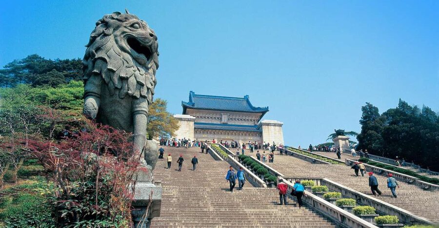 Nanjing:Must-See Attractions in One Day+Customized Itinerary - Dr. Sun Yat-sen’s Mausoleum, where modern history gets physical
