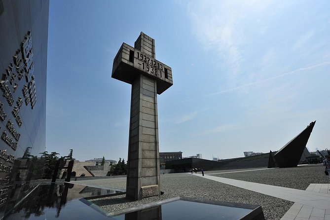 Nanjing Private Day Tour of The Republic Era with Lunch - Stop 1: Sun Yat-sen Mausoleum (Zhongshan Ling) to Set the Tone