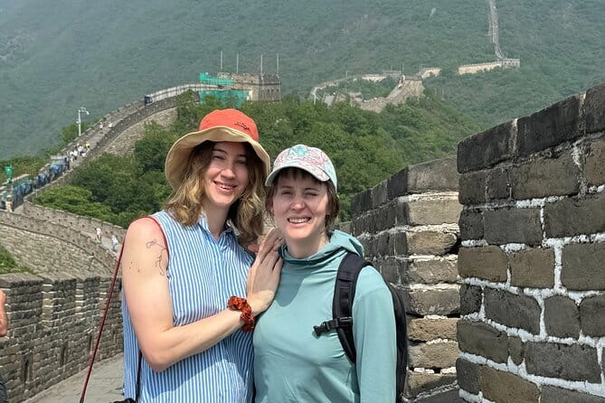 One Day Guided Exploration of Beijing Mutianyu Great Wall - Linda’s guiding style: history that sticks, plus real problem solving
