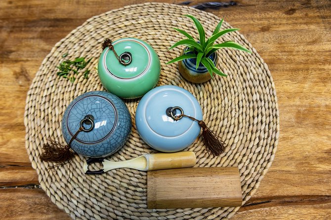 One-Day Hangzhou Dragon Well Tea Culture & West Lake Private Tour - How the private car, guide, and pick-up make the day feel easy