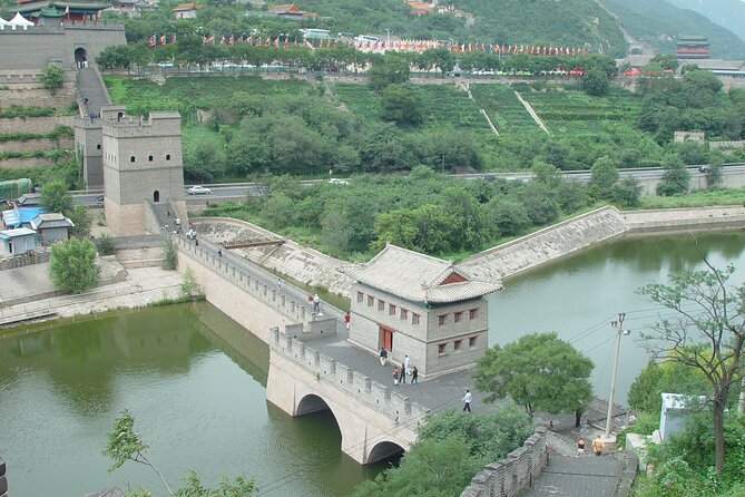 One Day Private Juyongguan Great Wall Hiking - Morning logistics: hotel pickup, private driver, and a calmer start