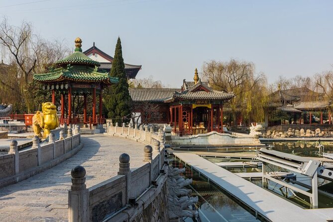 One Day Private Trip to Terracotta Army and Huaqing Palace - Museum of Qin Terra-cotta Warriors and Horses: What You See and What It Means