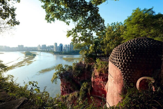One Day Trip to Chengdu Panda Base and Leshan Buddha Tour - Key Highlights You Should Know Before You Go