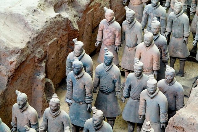 One Day Xian Private Tour: Warriors, City Wall, Everbright City - Xi’an City Wall (Chengqiang): A 600-Year-Old Defensive Walkway