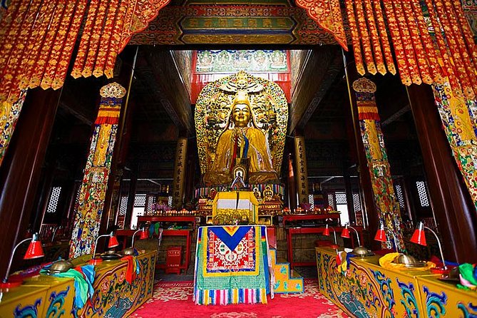 Panda House, Temple of Heaven, Lama Temple, Summer Palace & Lunch - Lama Temple (Yonghegong): incense-era architecture plus lunch in the middle