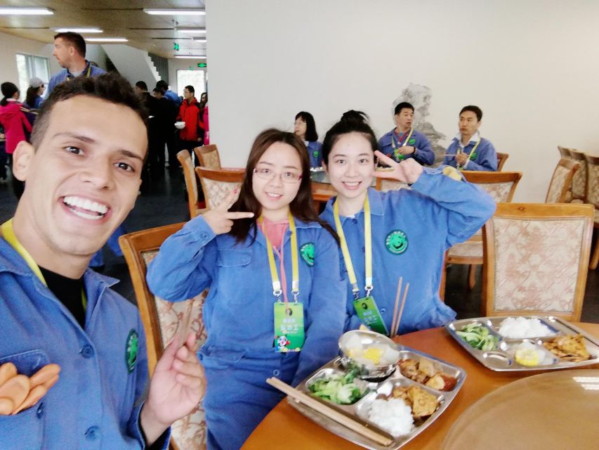 Panda Volunteer Project Day Trip(Wolong/Du Jiang Yan) - The Timing: 7:00 Pickup, 1.5 Hours to the Base, Back by 15:30