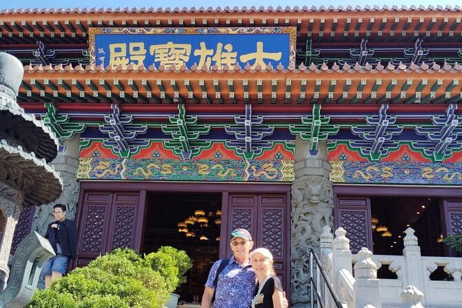 Premium Lantau Tour with Cable Car tickets with Guide - Crystal Cabin rides with the glass-bottom floor, how to time your photos
