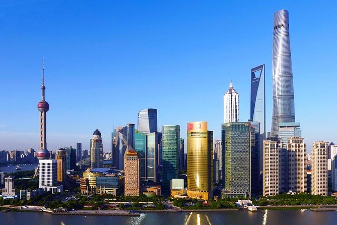 Private Arrival Transfer from Pudong Airport to Shanghai City Hotel - The Car, the Driver, and the Language Reality