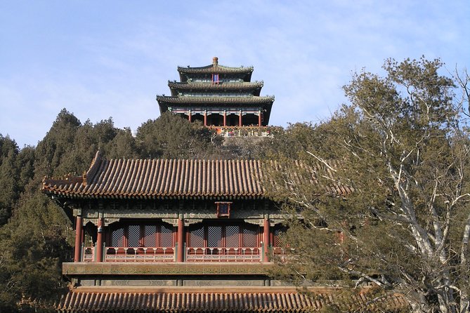 Private Beijing Jingshan Hill, Beihai, and Hutongs with Imperial Lunch/Dinner - Jingshan Hill First, When the City Looks Best