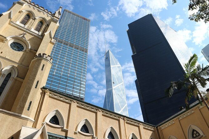 Private custom layover tour of Hong Kong - 7 hours - 6 highlights you can plan around