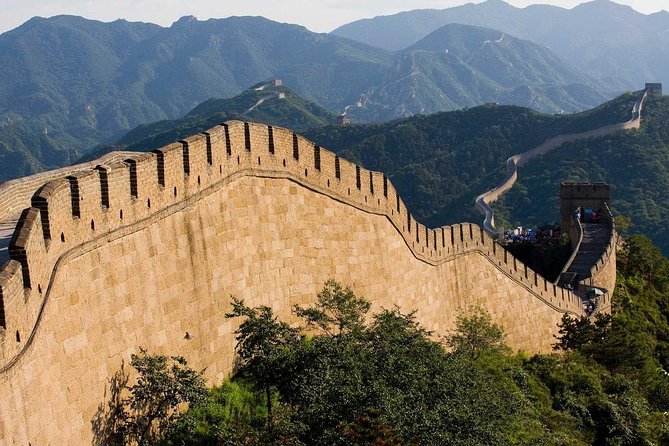 Private Day of Tiananmen Square, Forbidden City And Badaling Great Wall - Lunch in Beijing, included so the day stays on track