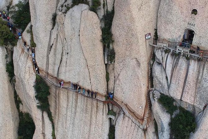 Private Day Tour of Mt. Huashan with Round-Trip Cable Car from Xi'an - Getting There Comfortably From Xi’an, Without Losing Your Whole Day