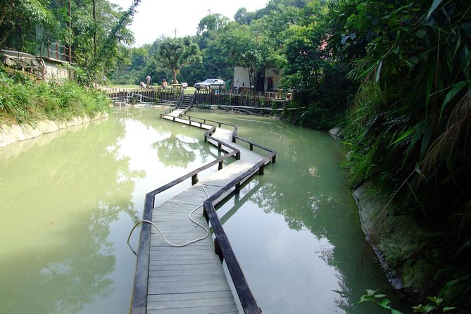 Private Day Tour to Gulong Canyon Glass Bridge from Guangzhou - Private pickup from Guangzhou: how the timing really works
