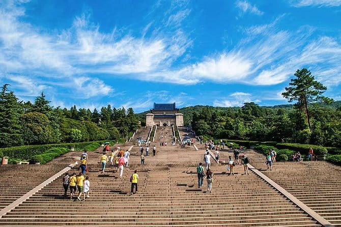 Private Day Tour to Niushoushan Cultural Park in Nanjing - Private guide service: why the names matter