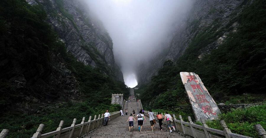 Private Day Tour to Tianmen mountain & Sky walk&Glass Bridge - Key things you will really notice