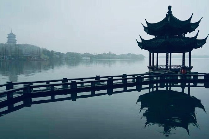 Private Day Trip to Hangzhou from Shanghai by Bullet Train - Longjingshan Tea Cultural Village: learning Longjing without the hard sell