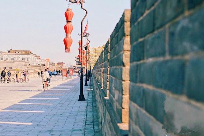 Private Full-Day Xi'an Highlights Tour with Pickup and Lunch - Xi’an Museum: What You Gain From a Guided Context