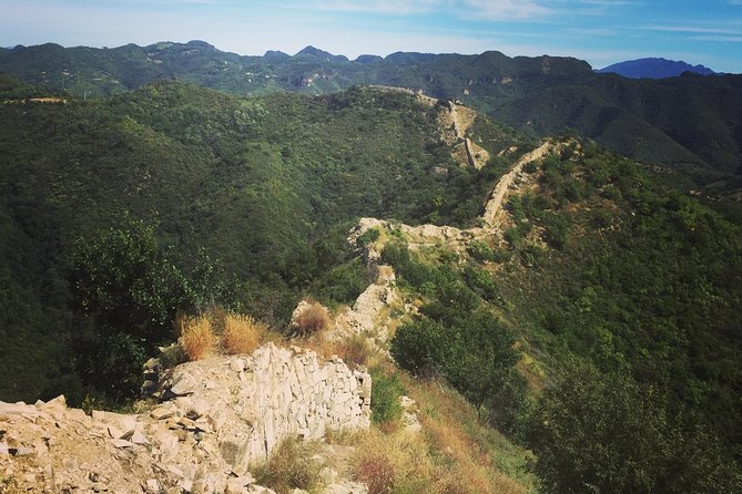 Private Great Wall Hiking Tour: Across The Border of 3 China Provinces - Lunch in a tiny mountain village: the calm middle of the day